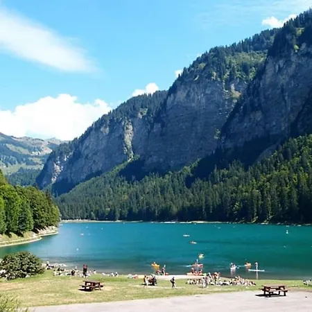 L'enchalpe, Grand Et Lumineux Avec Coin Montagne 5 Personnes, 60m Des Pistes, Piscine Couverte, Wifi, Grand Balcon Expo Est, Draps Non Compris Сен-Жан-д'Ольп